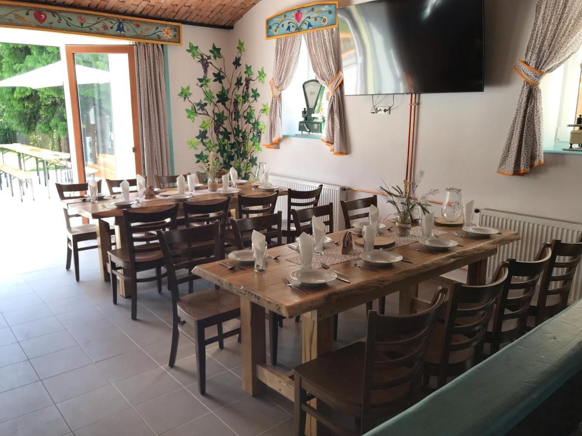 Bed and Breakfast Bendovsky Dvur Dusniky Exterior foto